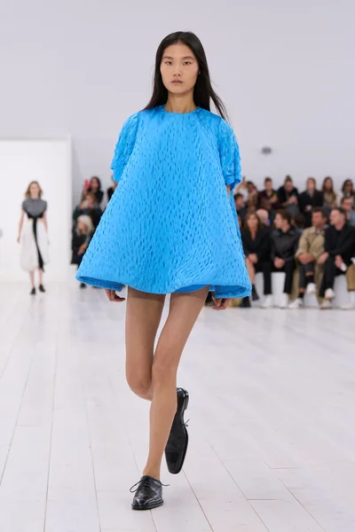 Look 22
